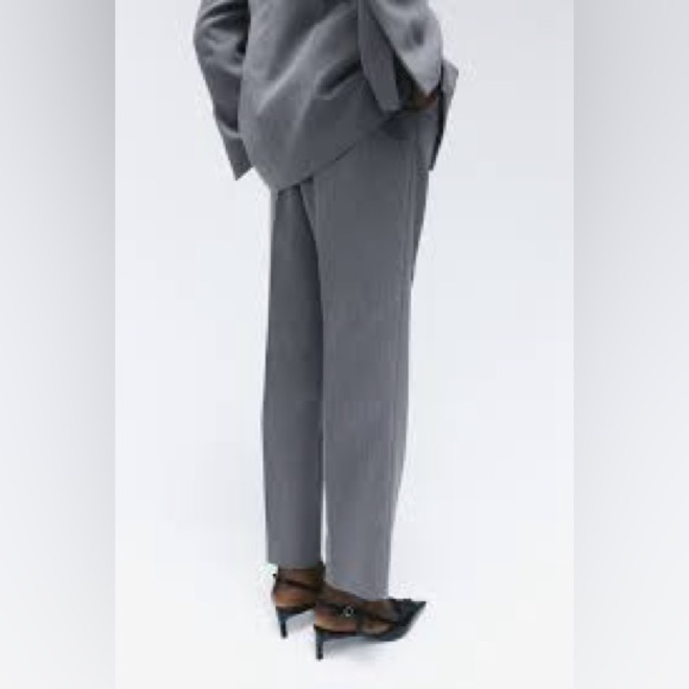 Audra Heather gray slacks-EUC